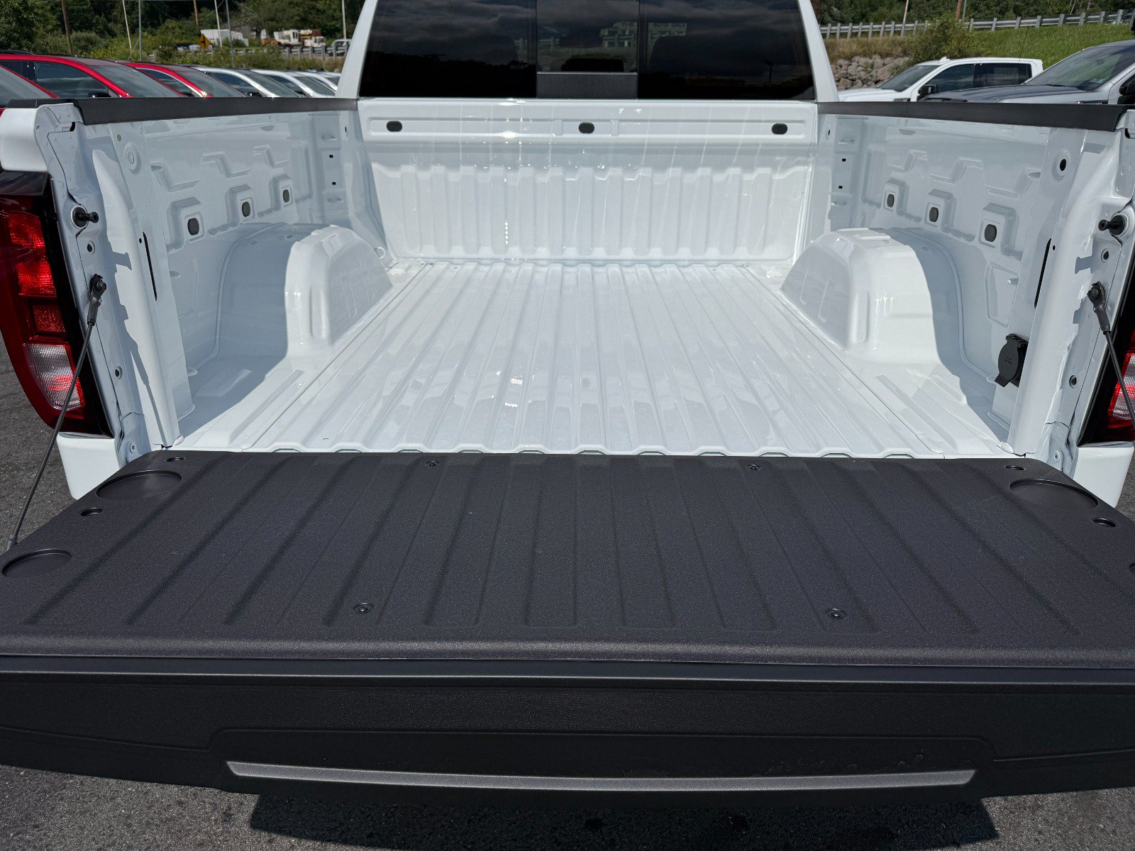 New 2026 GMC Sierra 1500 Elevation w/ Preferred Package AWD/4WD image 18