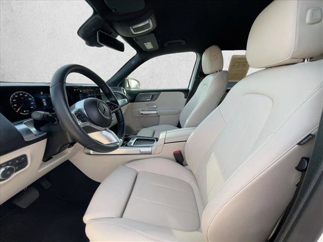 Used 2025 Mercedes-Benz GLB 250 4MATIC image 15