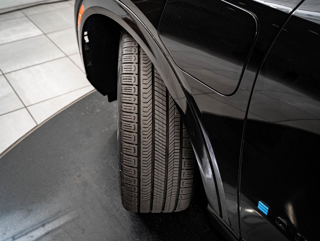 Used 2025 Chevrolet Equinox EV RS image 46