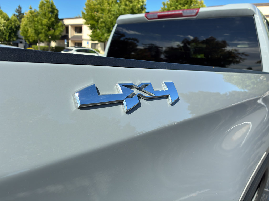 Used 2024 GMC Sierra 1500 Elevation AWD/4WD image 9