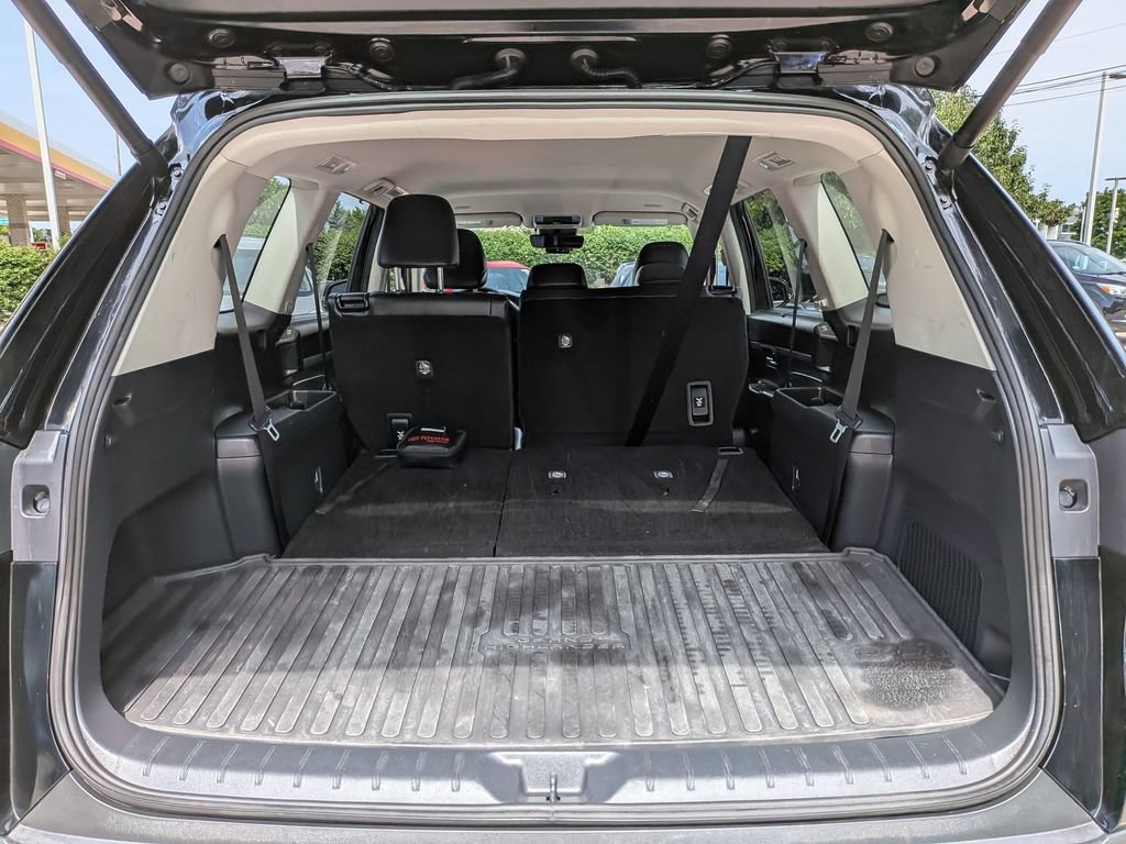 Used 2025 Toyota Grand Highlander AWD Hybrid image 31