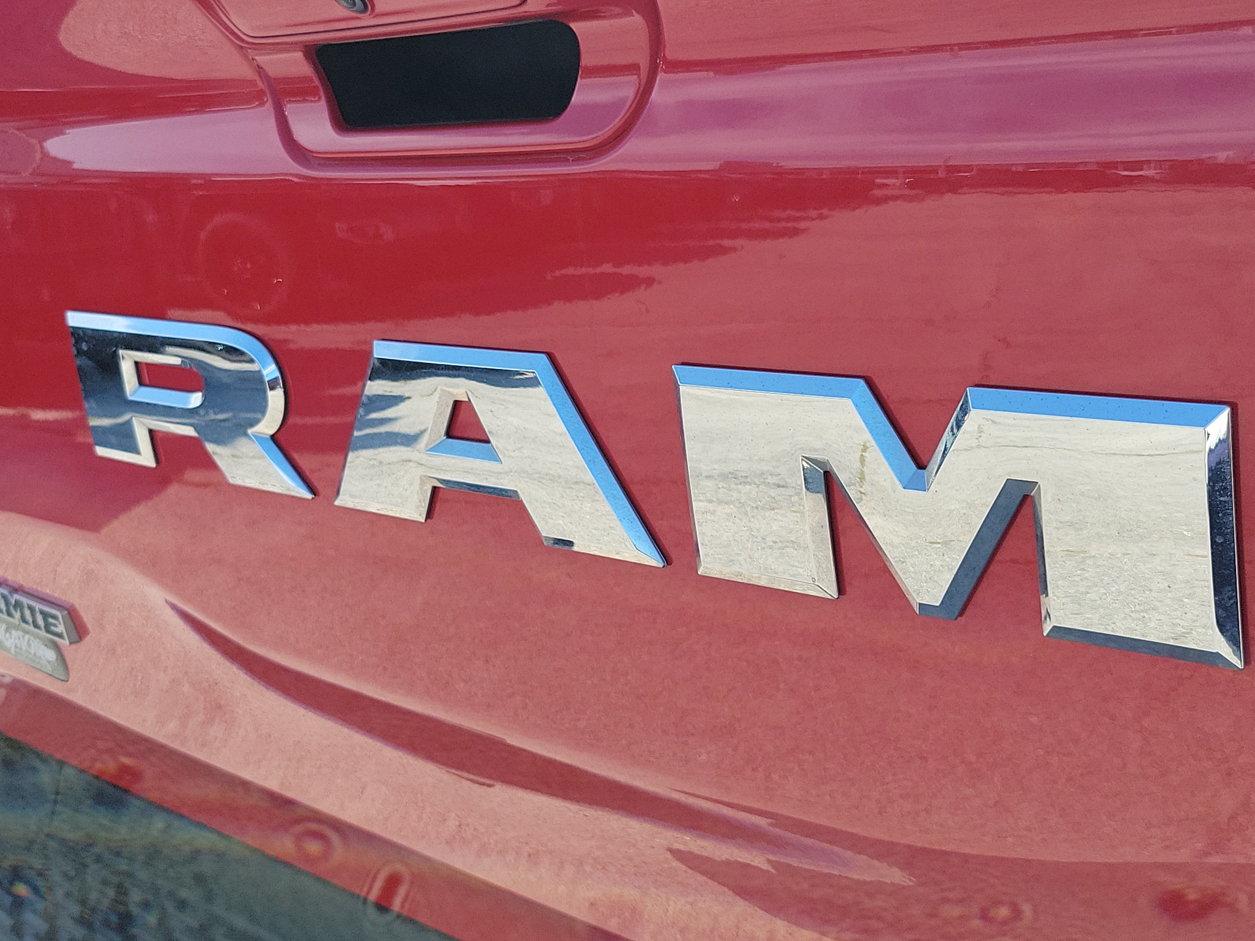 Used 2025 RAM 1500 Laramie w/ Bed Utility Group AWD/4WD image 6