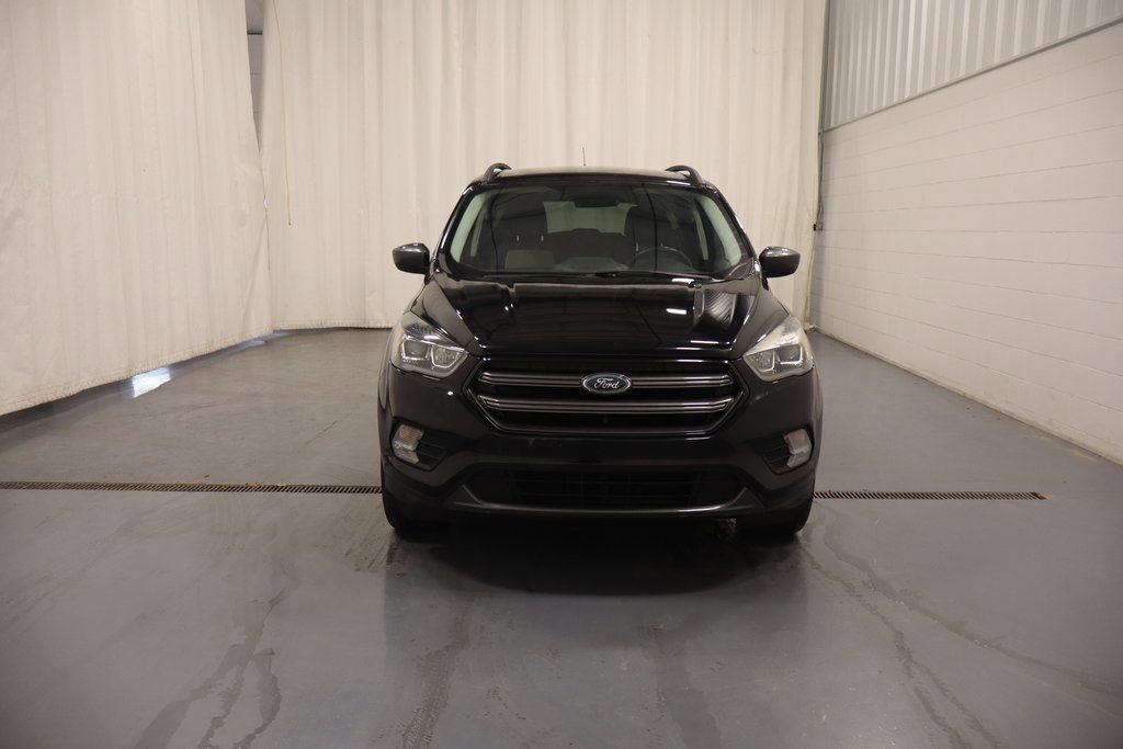 Used 2019 Ford Escape SEL image 3
