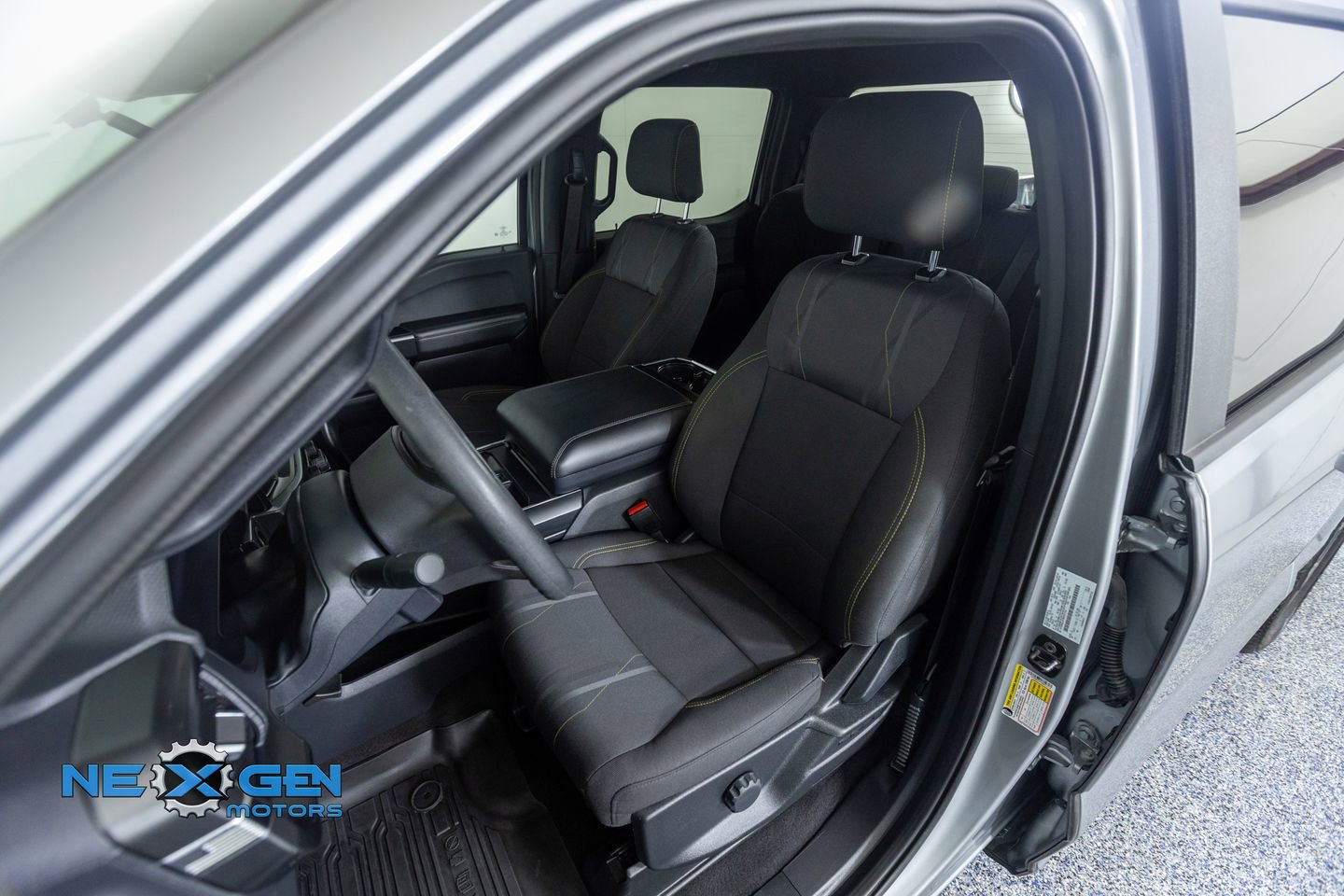 Used 2024 Ford F150 STX image 25