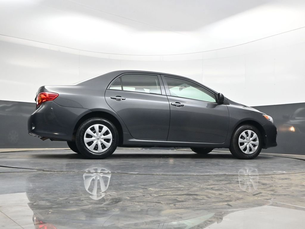 Used 2010 Toyota Corolla LE FWD image 31