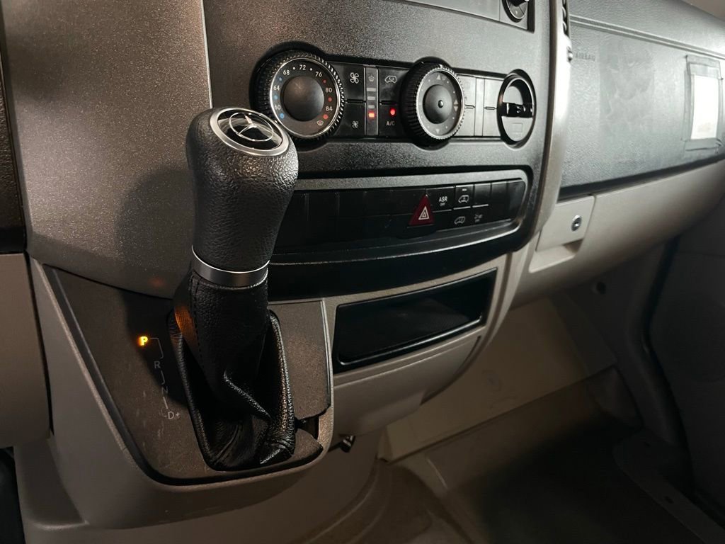 Used 2018 Mercedes-Benz Sprinter 144 Cargo image 36