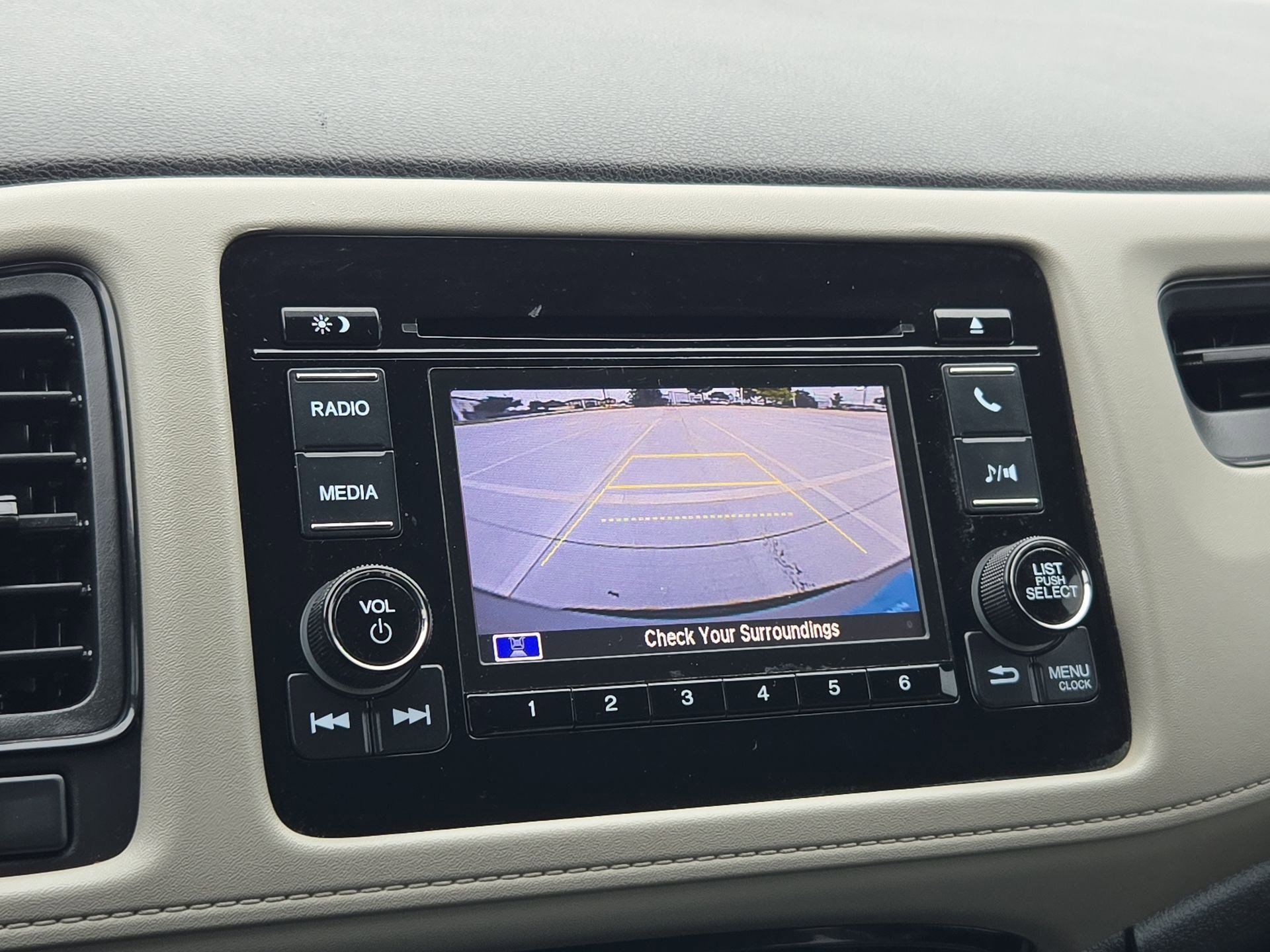 Used 2022 Honda HR-V LX image 19