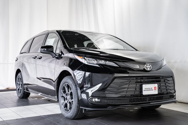 New 2026 Toyota Sienna XLE Woodland Edition