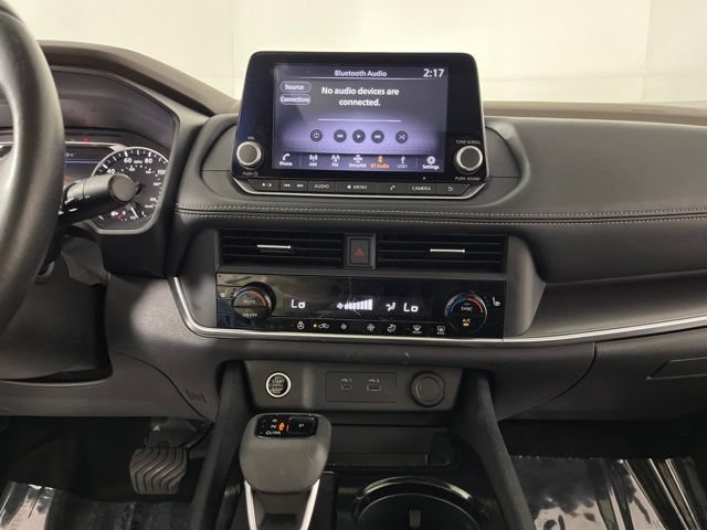 Used 2023 Nissan Rogue SV w/ SV Premium B Package FWD image 25
