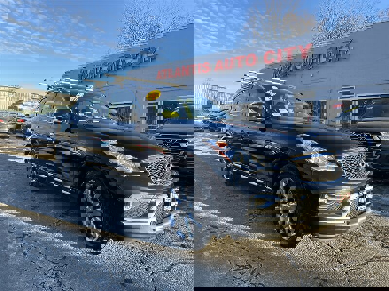 Used 2017 INFINITI QX50 w/ Premium Plus Package image 3