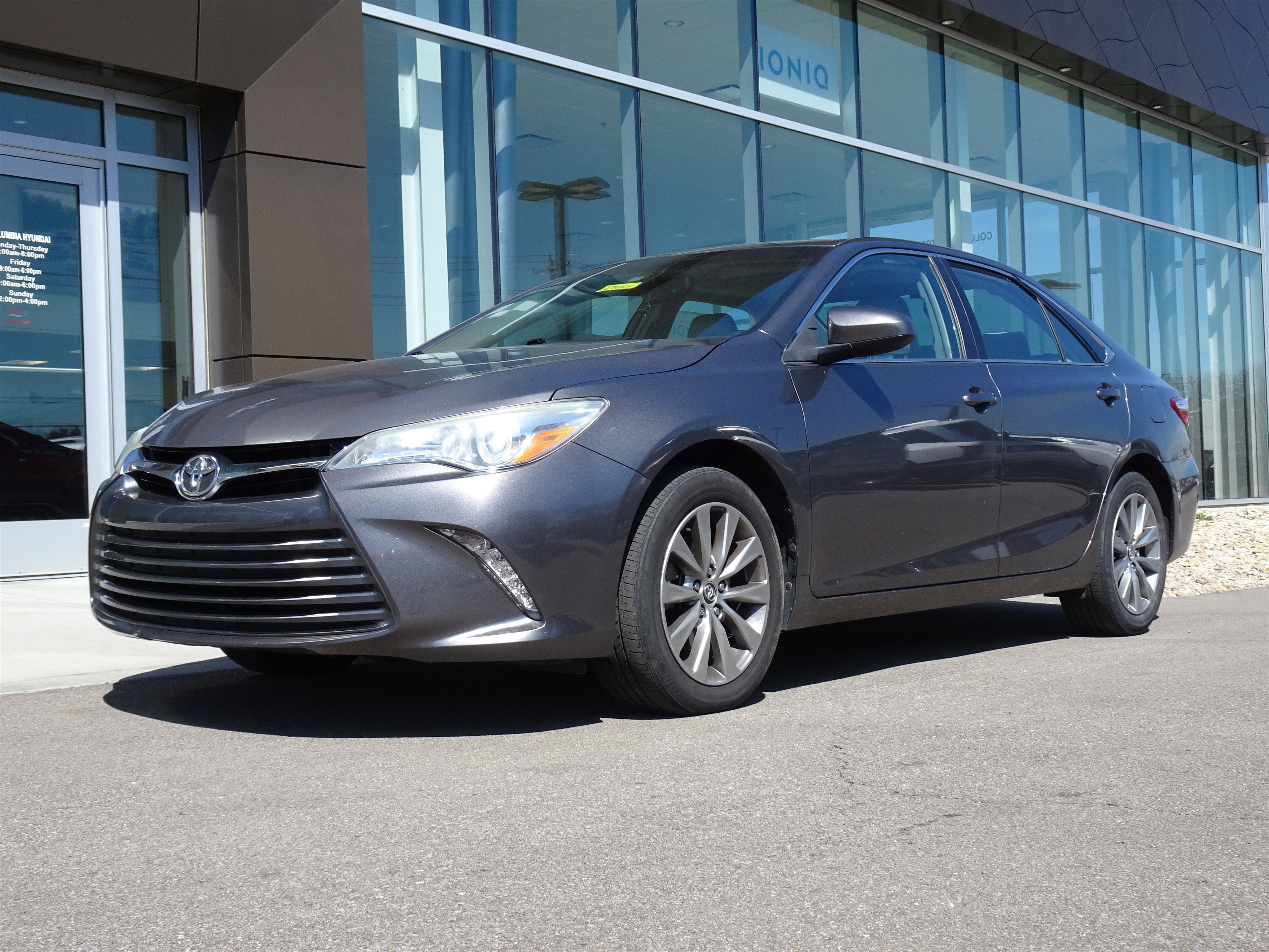 Used 2016 Toyota Camry XLE w/ Moonroof Package