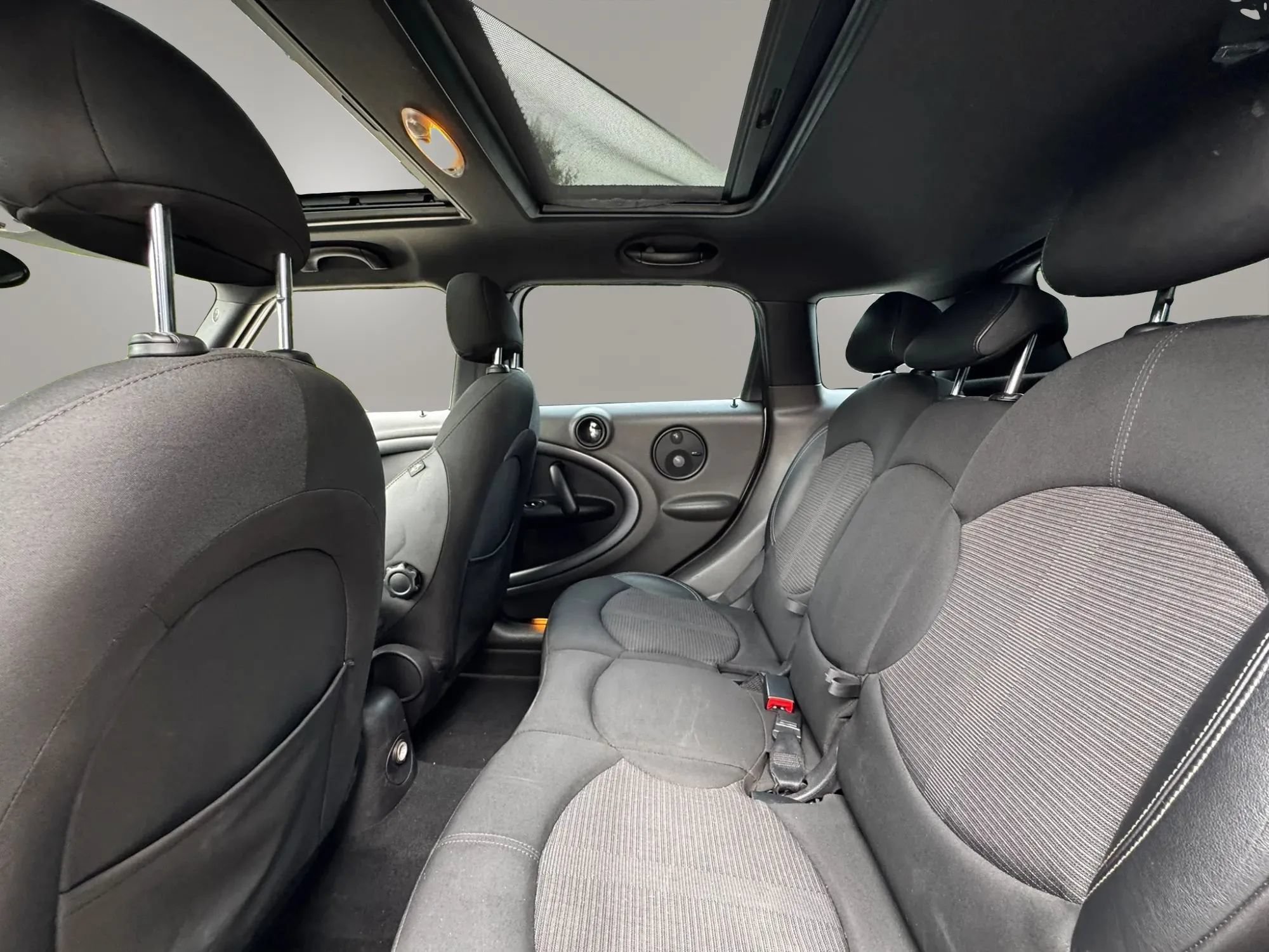 Used 2012 MINI Cooper Countryman S FWD image 13