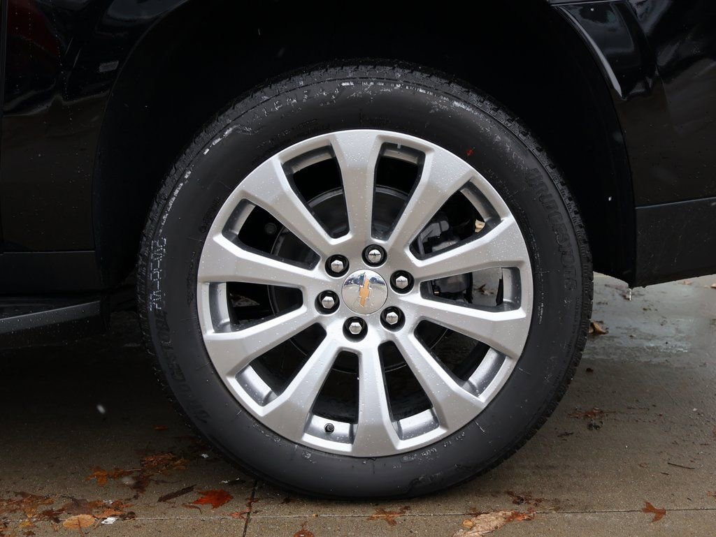 New 2025 Chevrolet Suburban Premier w/ Sun And Tow Package image 51