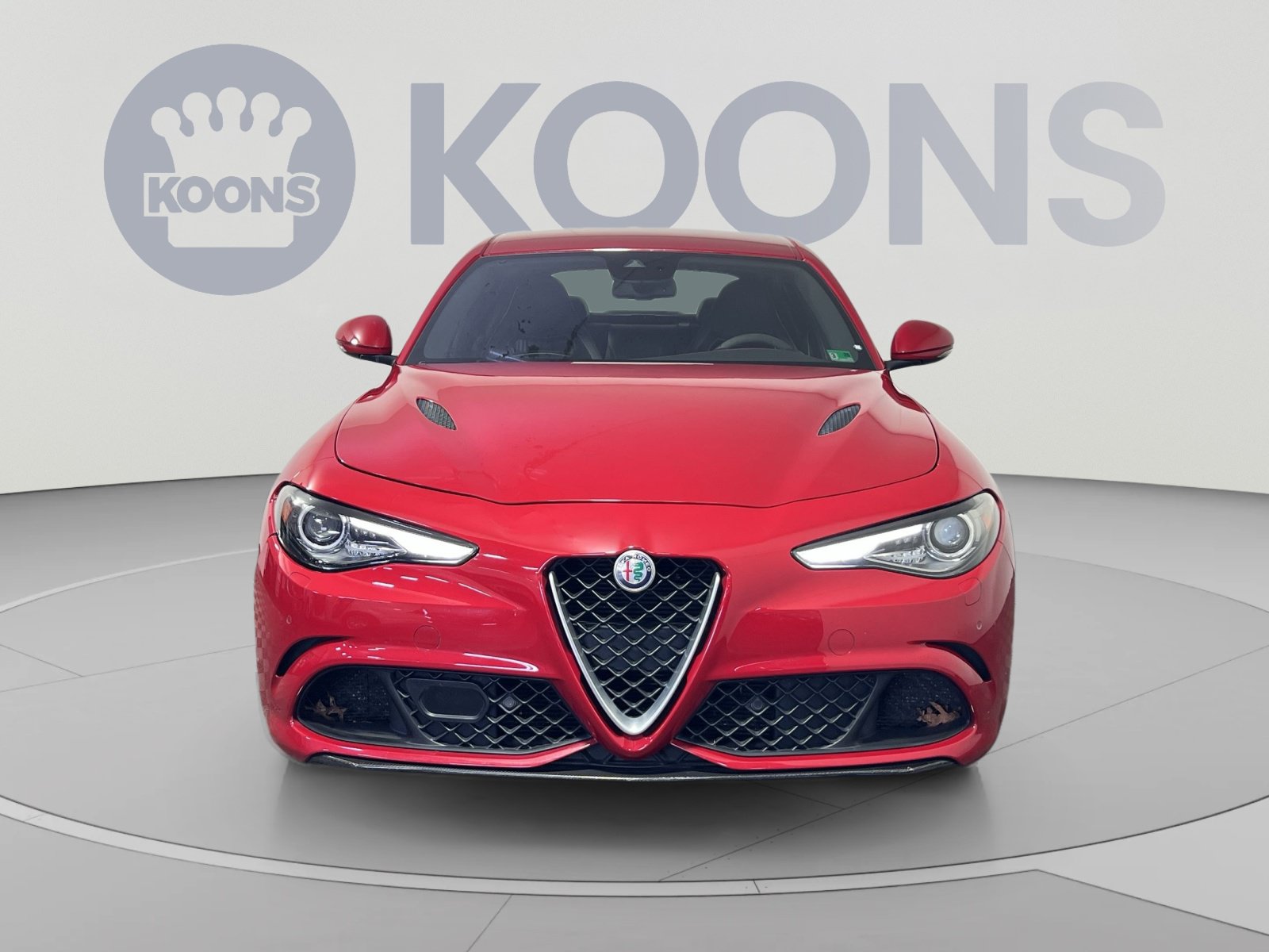 Used 2018 Alfa Romeo Giulia Quadrifoglio w/ Driver Assist Dynamic Package RWD image 11