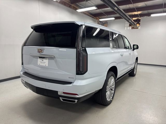 New 2026 Cadillac Escalade ESV Luxury w/ Touring Package AWD/4WD image 6