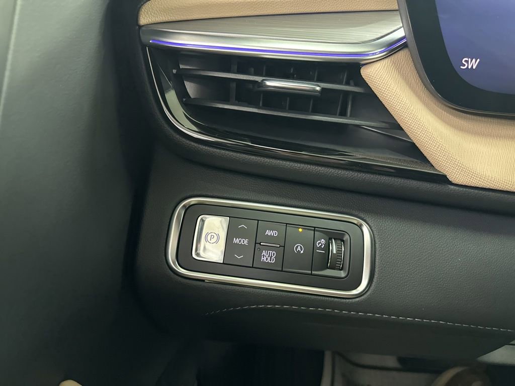 New 2026 Buick Enclave Preferred w/ Power Package AWD/4WD image 38