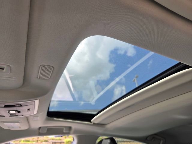 Used 2024 Lexus ES 250 w/ Premium Package image 17