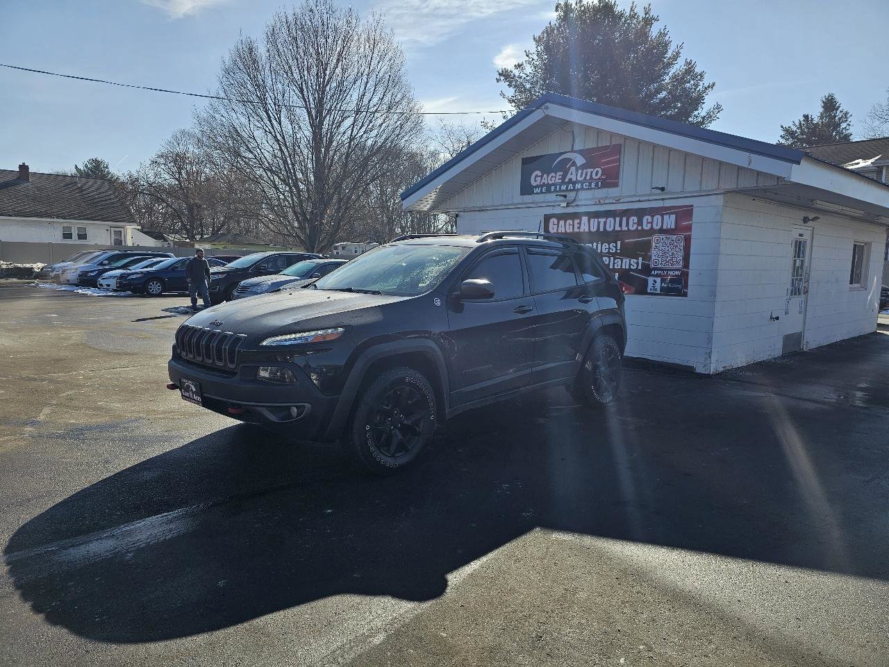 Used 2016 Jeep Cherokee Trailhawk w/ Comfort/Convenience Group image 5