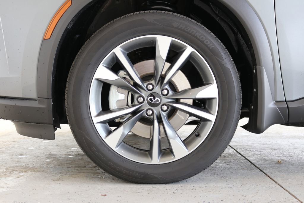 Certified 2025 INFINITI QX60 Luxe image 47