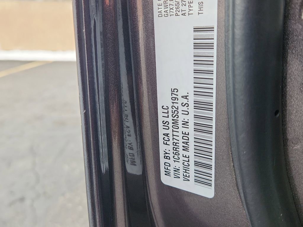 Used 2021 RAM 1500 Classic SLT image 18