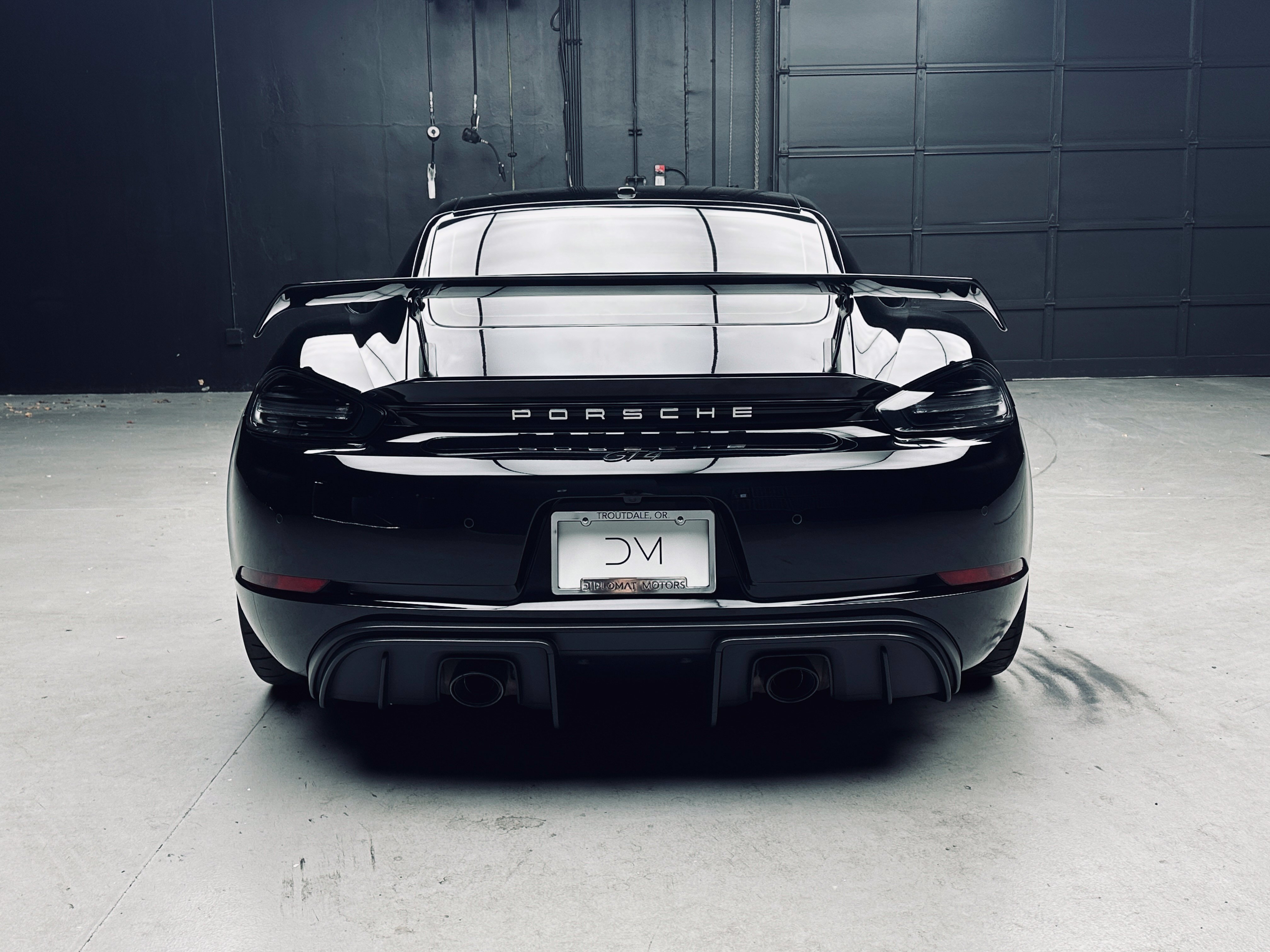 Used 2020 Porsche 718 Cayman GT4 RWD image 7