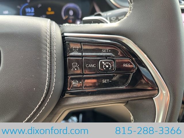 Used 2023 Jeep Grand Cherokee Overland image 17