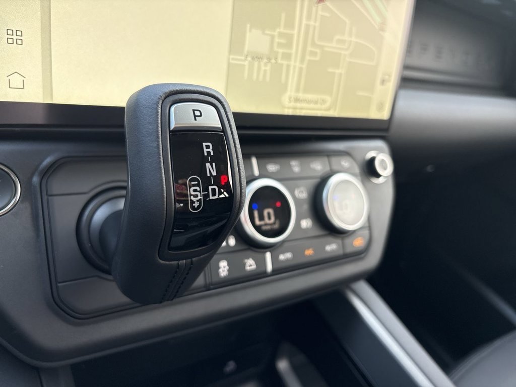 New 2026 Land Rover Defender 110 S AWD/4WD image 28