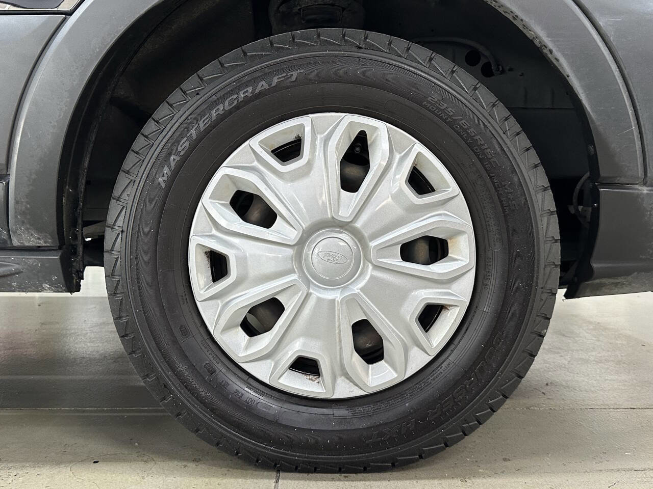 Used 2019 Ford Transit 350 XLT image 29