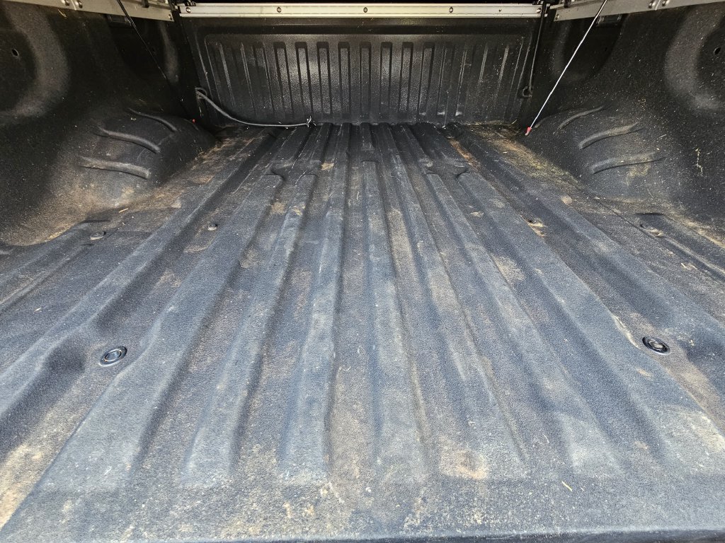 Used 2024 Nissan Titan PRO-4X w/ Pro-4x Utility Package AWD/4WD image 34