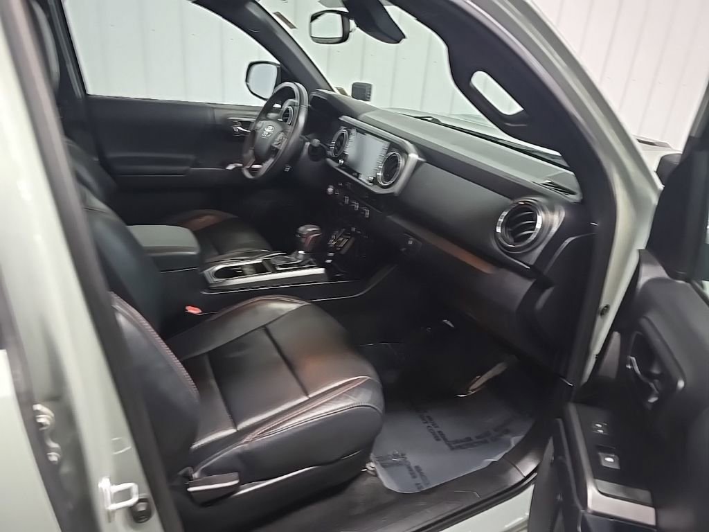 Used 2021 Toyota Tacoma TRD Pro AWD/4WD image 15