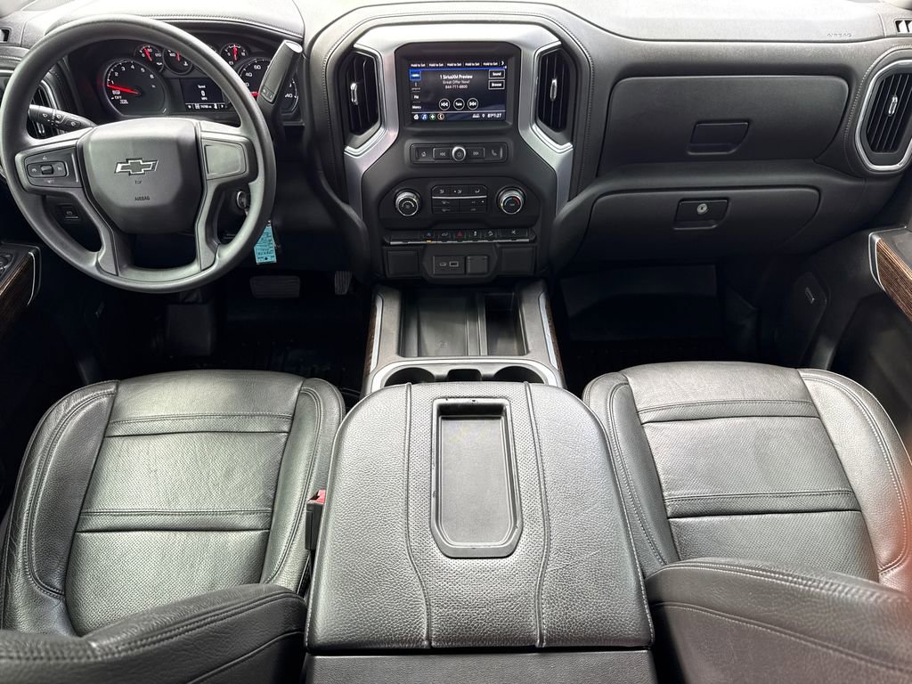 Used 2021 Chevrolet Silverado 1500 Custom Trail Boss AWD/4WD image 11