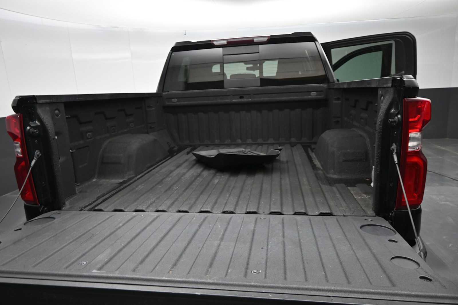 Used 2021 Chevrolet Silverado 1500 RST w/ All Star Edition Plus AWD/4WD image 16