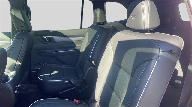 New 2026 Buick Enclave Sport Touring w/ Power Package image 18