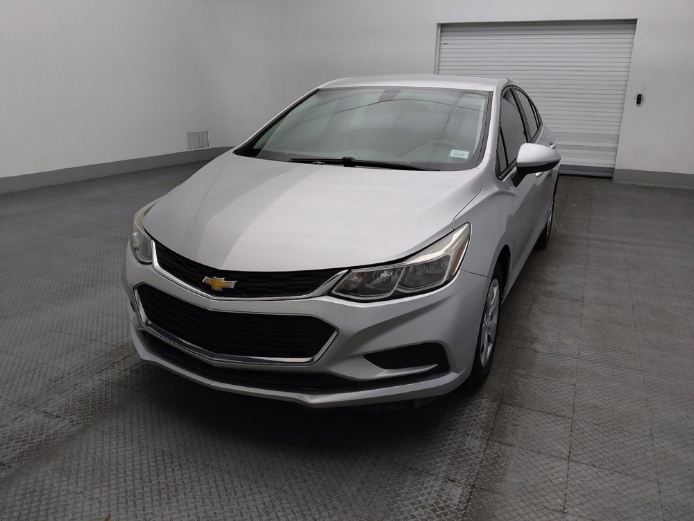 Used 2017 Chevrolet Cruze LS FWD image 15