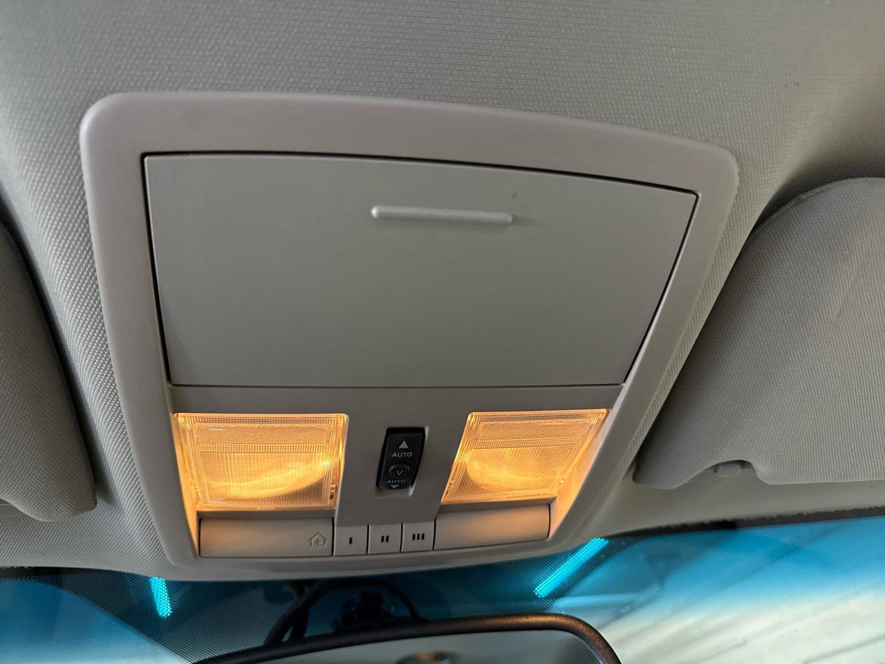 Used 2005 Jeep Grand Cherokee Limited AWD/4WD image 28