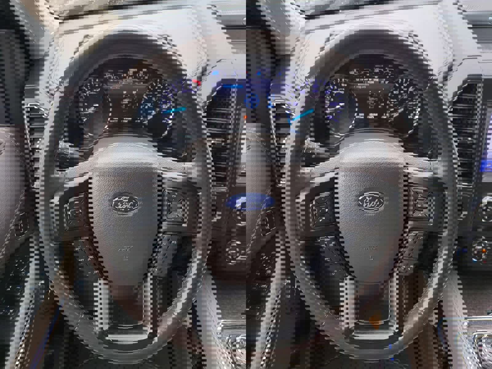 Used 2020 Ford Expedition Max Limited image 24