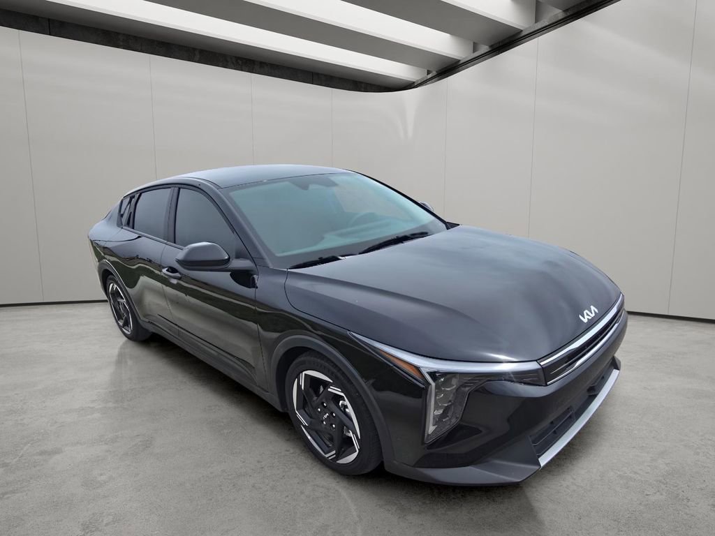 Used 2025 Kia K4 EX image 7