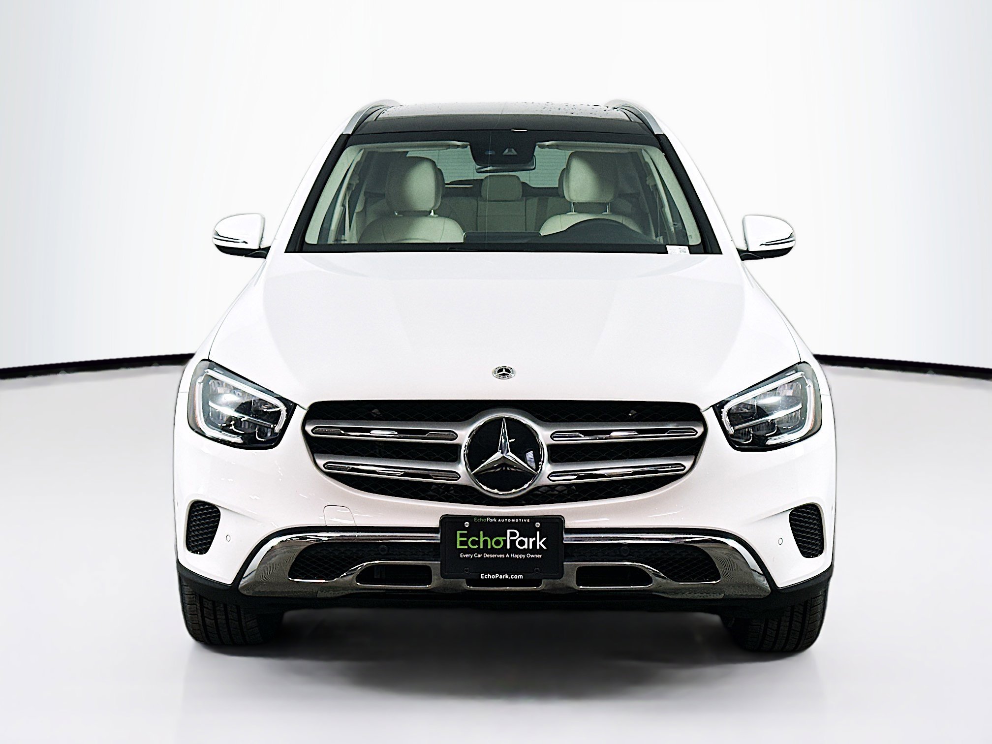 Used 2022 Mercedes-Benz GLC 300 4MATIC w/ Premium Package Lite image 2