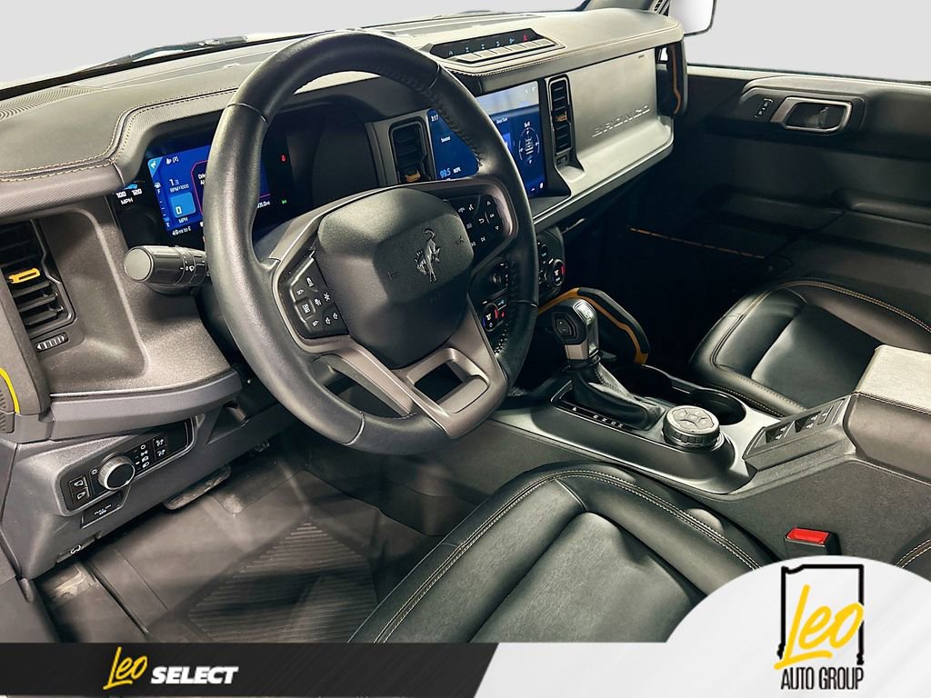 Used 2024 Ford Bronco Badlands image 9