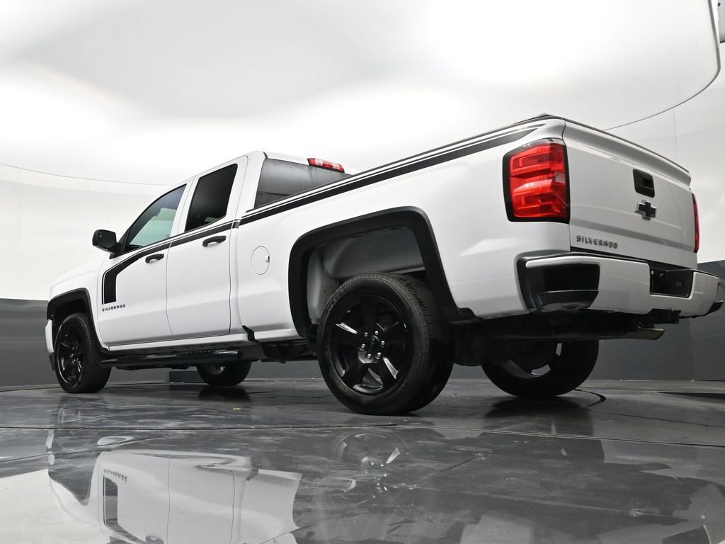 Used 2018 Chevrolet Silverado 1500 Custom w/ Custom Value Package RWD image 22