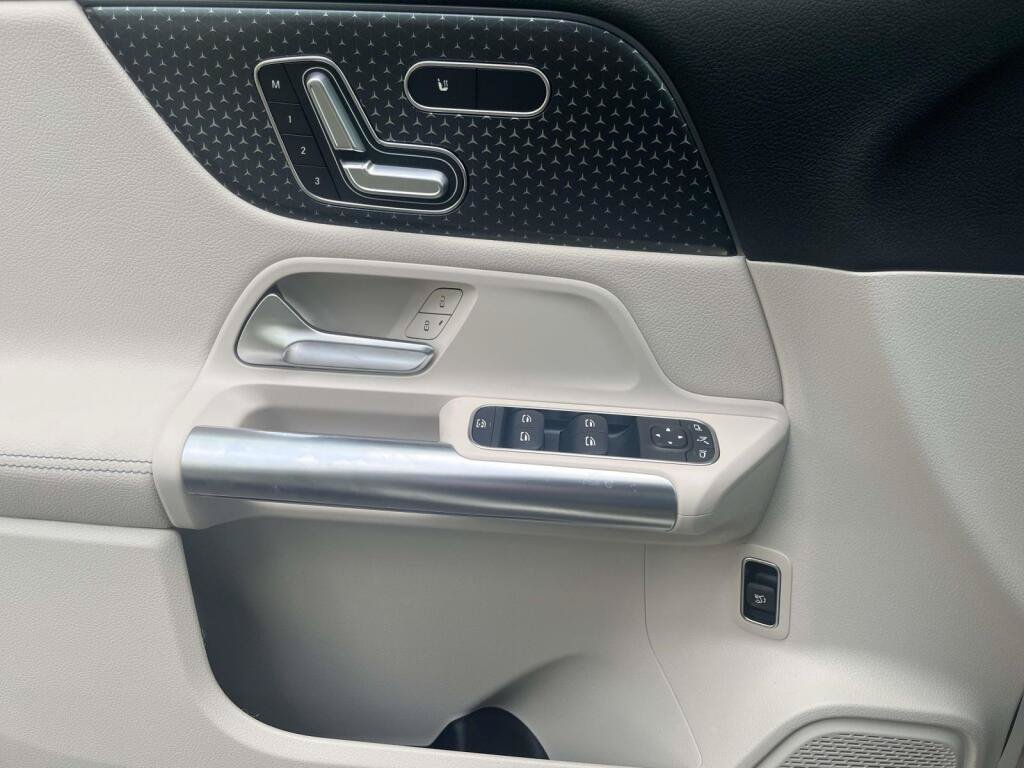 New 2026 Mercedes-Benz GLA 250 4MATIC image 28