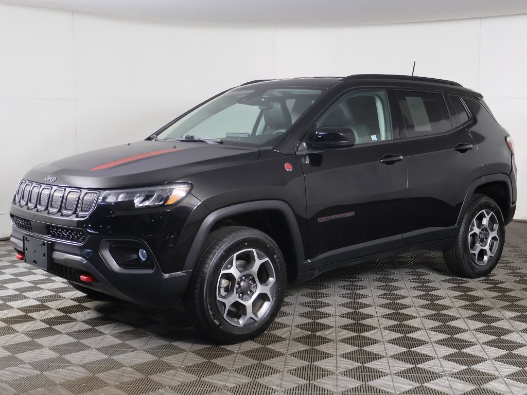 Used 2022 Jeep Compass Trailhawk AWD/4WD image 6