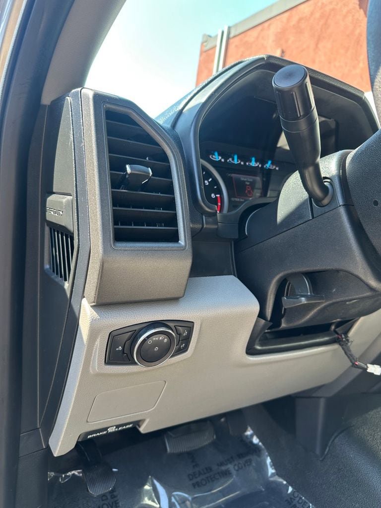 Used 2019 Ford F250 XL w/ STX Appearance Package AWD/4WD image 14