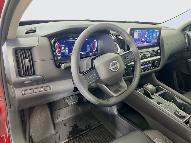 Used 2026 Nissan Pathfinder SL image 10