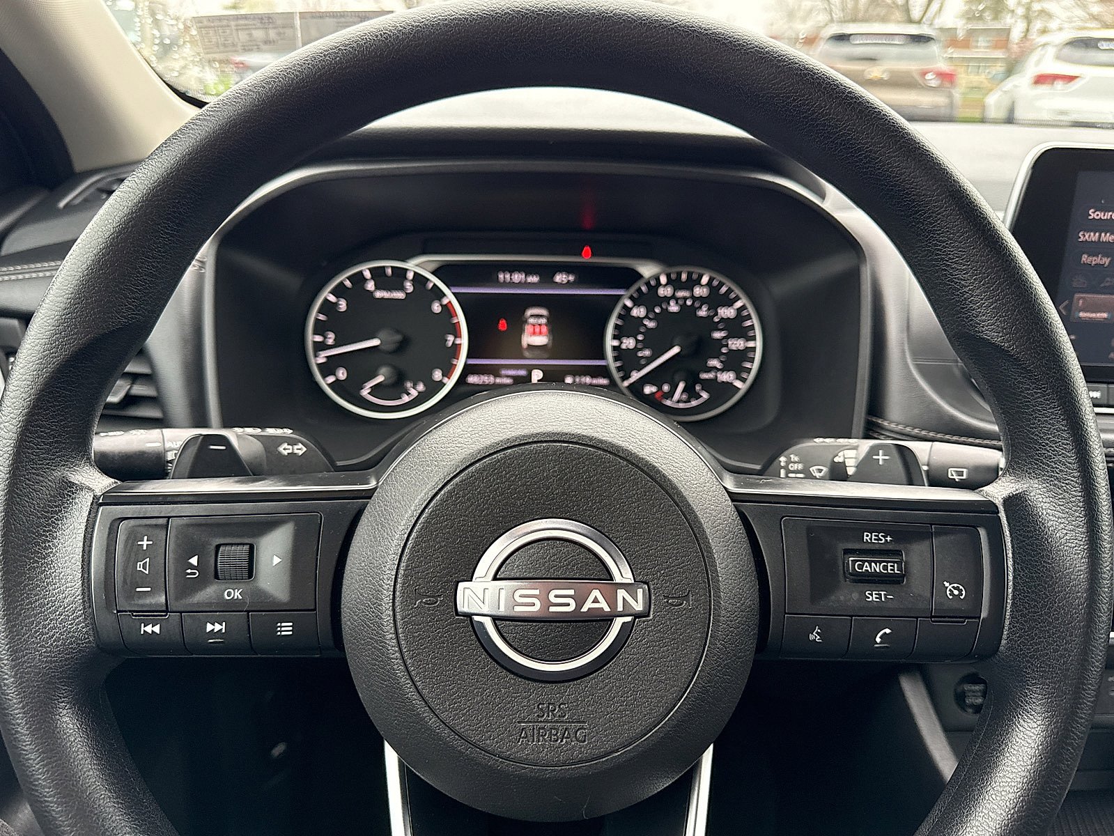 Used 2024 Nissan Rogue S FWD image 18