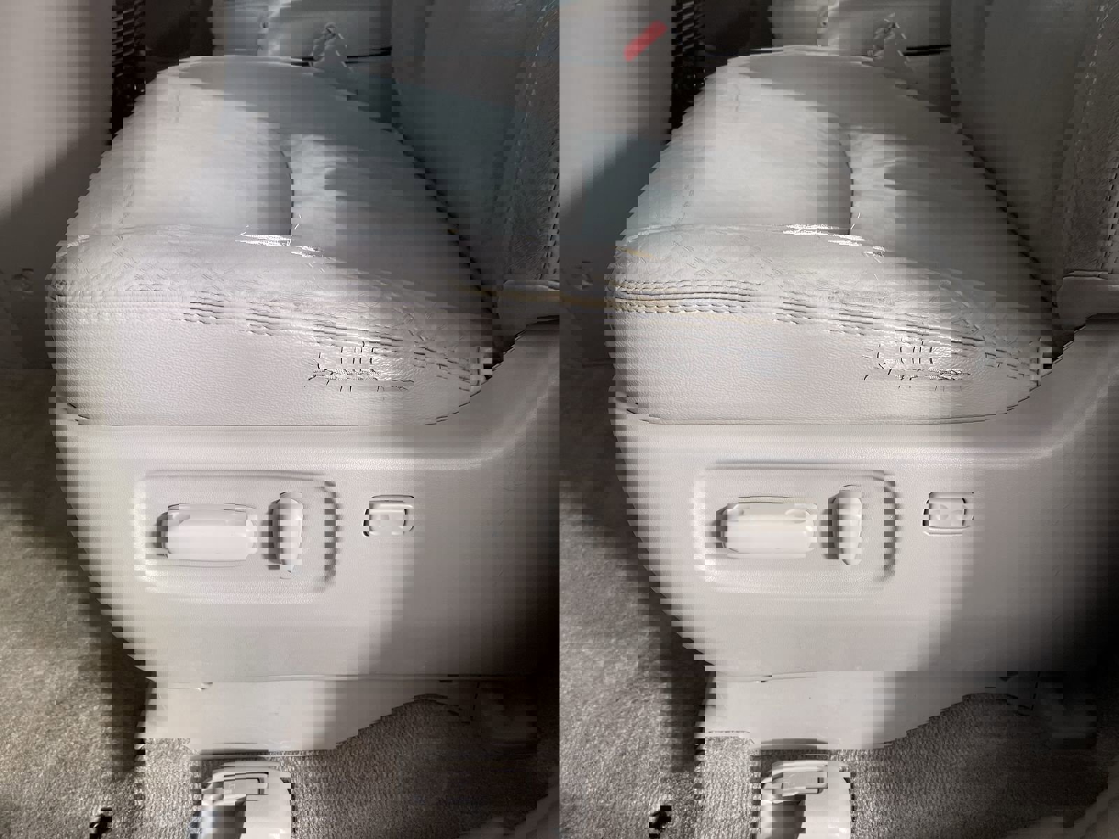 Used 2005 Toyota Sienna XLE Limited image 12