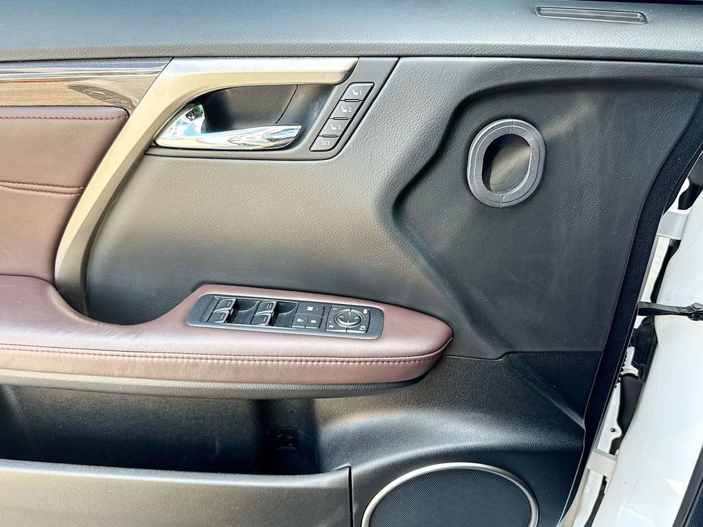 Used 2016 Lexus RX 350 FWD w/ Luxury Package image 19