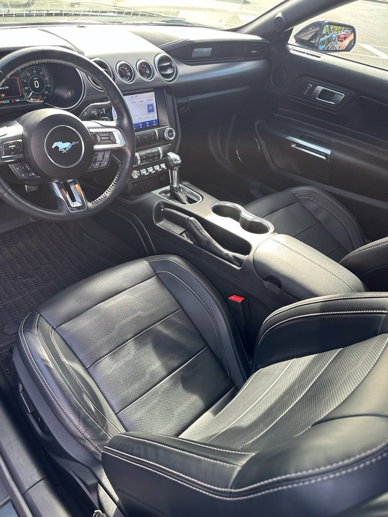 Used 2022 Ford Mustang GT Premium w/ GT Performance Package RWD image 7
