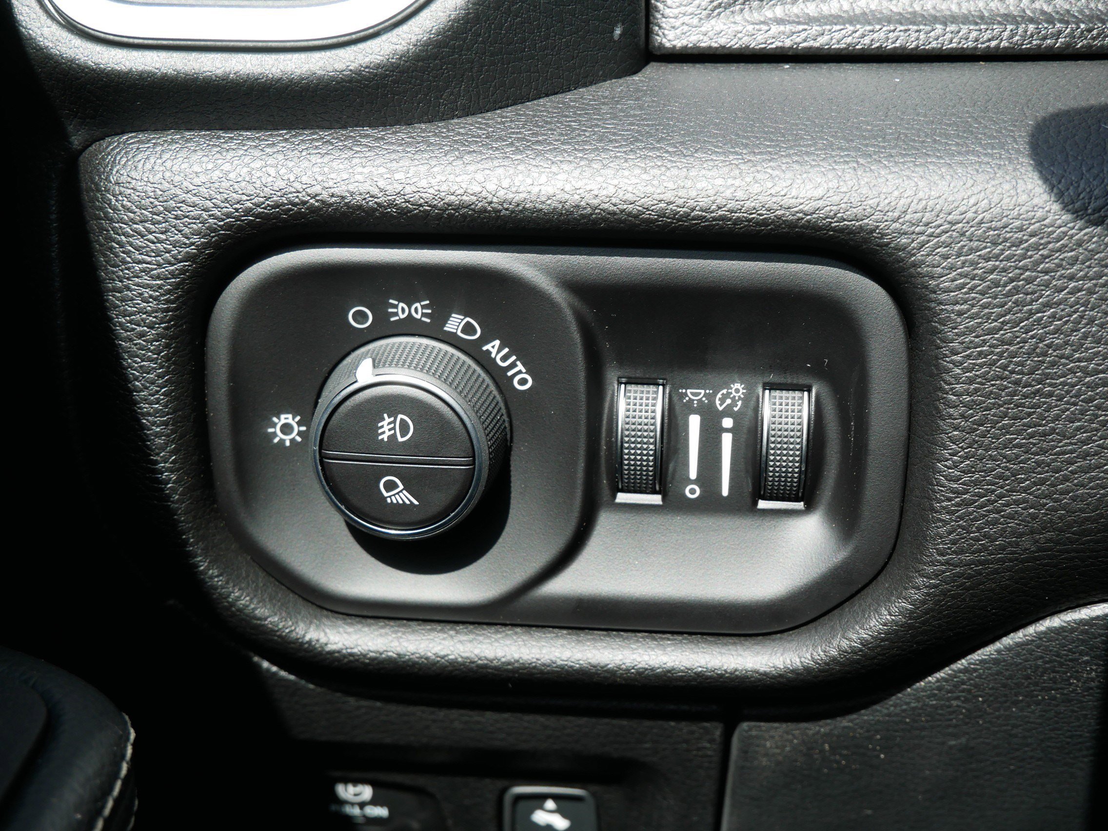 New 2026 RAM 1500 Laramie image 18