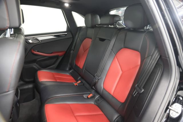 Used 2020 Porsche Macan AWD/4WD image 37
